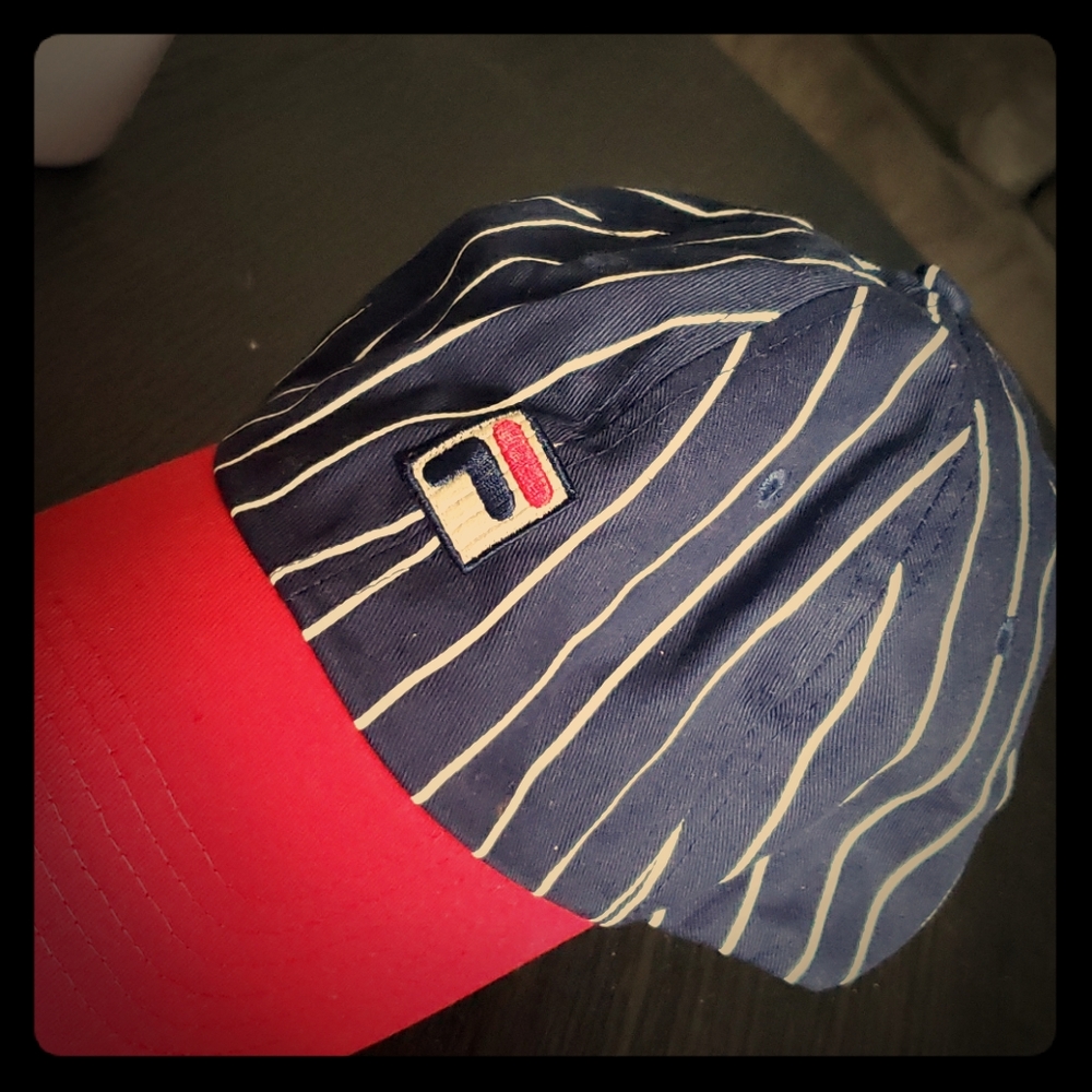 Never worn 90's unisex Fila baseball hat